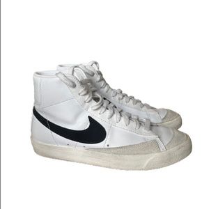 Nike Blazers Mid 77’